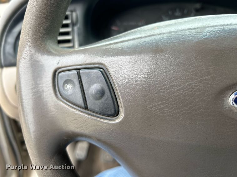 image for item MC9971 2001 Ford Taurus SES