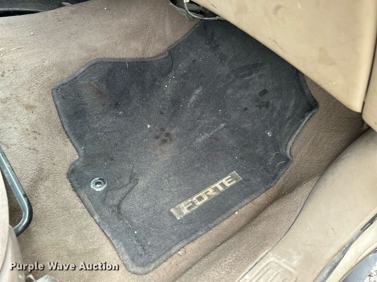 image for item MC9971 2001 Ford Taurus SES