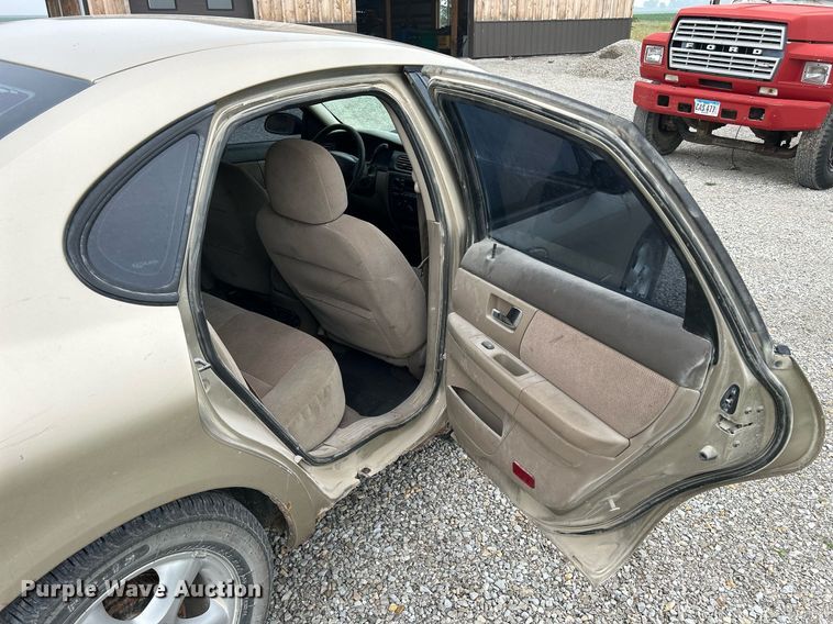 image for item MC9971 2001 Ford Taurus SES