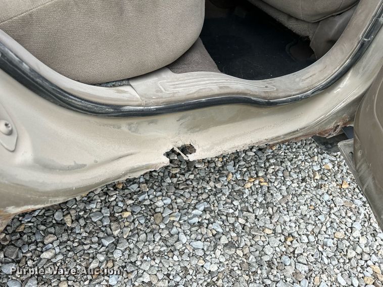 image for item MC9971 2001 Ford Taurus SES