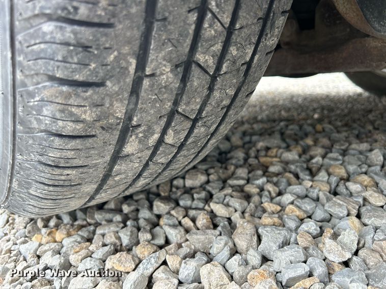 image for item MC9971 2001 Ford Taurus SES