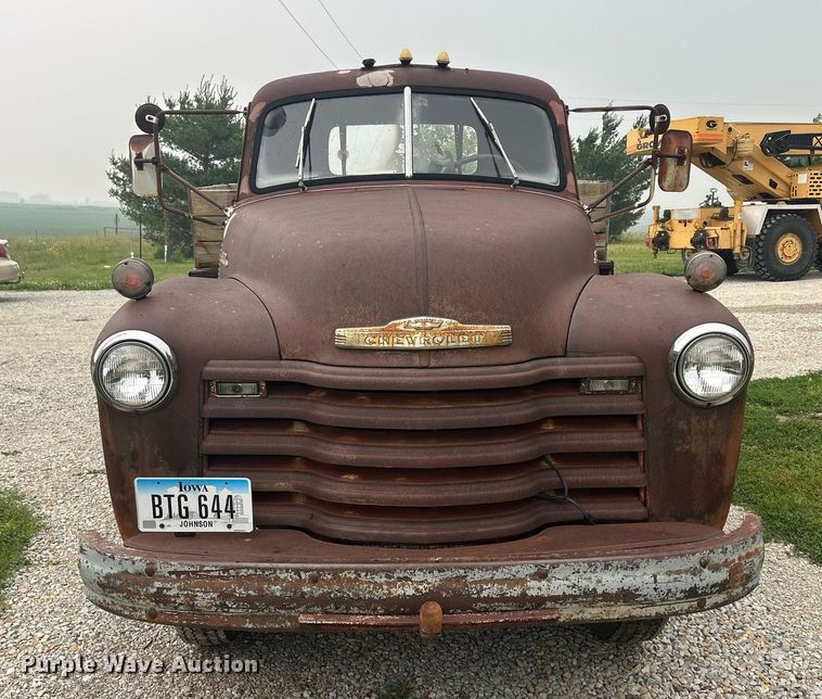 image for item MC9973 1953 Chevrolet 4100  dump flatbed pickup truck