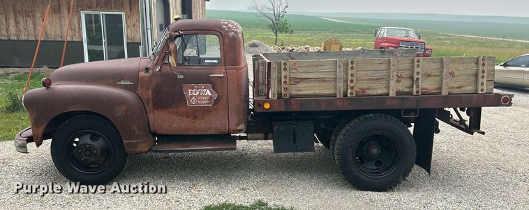 image for item MC9973 1953 Chevrolet 4100  dump flatbed pickup truck