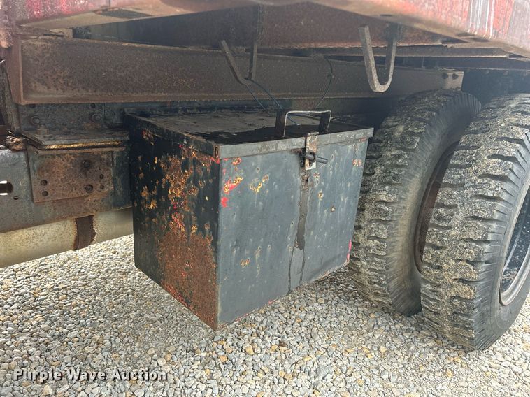 image for item MC9973 1953 Chevrolet 4100  dump flatbed pickup truck