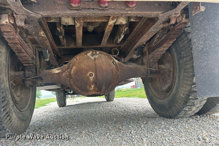 image for item MC9973 1953 Chevrolet 4100  dump flatbed pickup truck