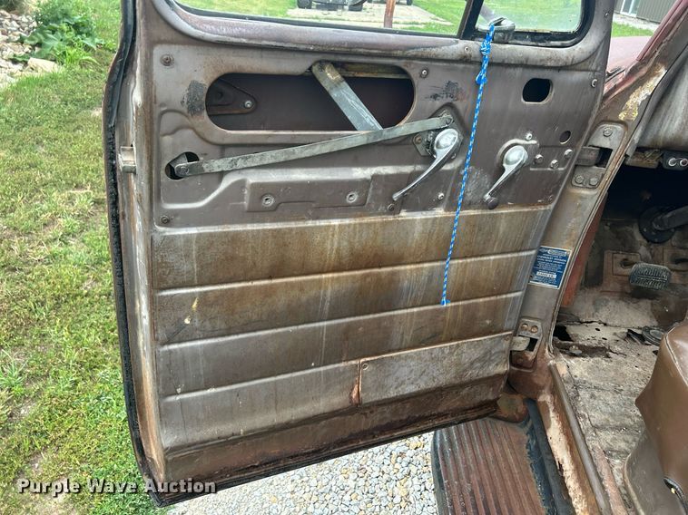 image for item MC9973 1953 Chevrolet 4100  dump flatbed pickup truck