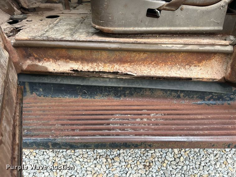 image for item MC9973 1953 Chevrolet 4100  dump flatbed pickup truck