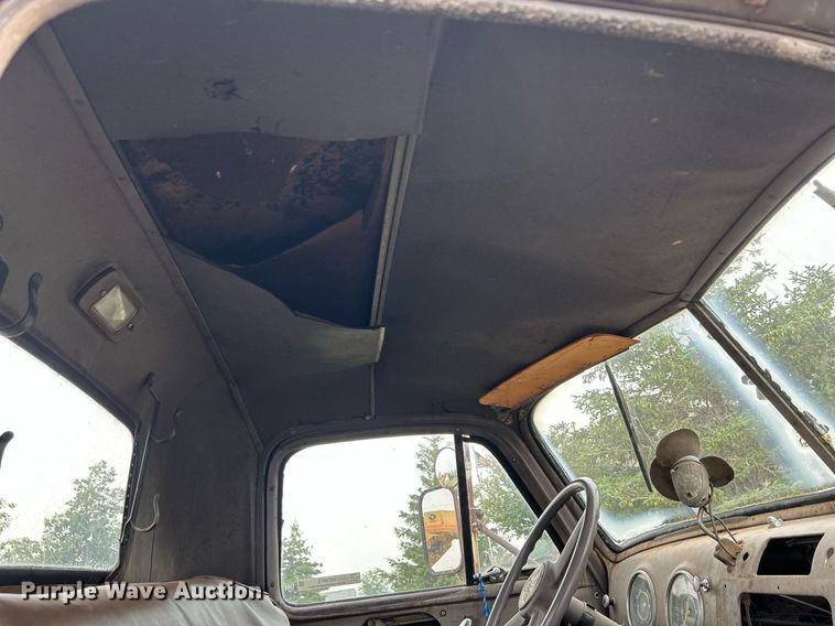 image for item MC9973 1953 Chevrolet 4100  dump flatbed pickup truck