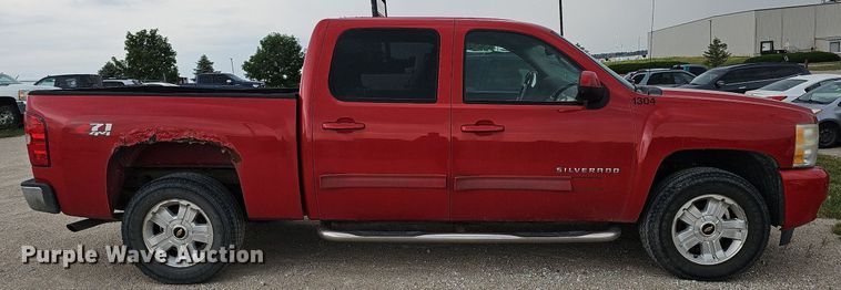 image for item MD9848 2009 Chevrolet Silverado 1500 LTZ  Crew Cab pickup truck