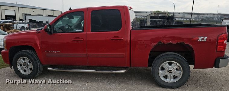image for item MD9848 2009 Chevrolet Silverado 1500 LTZ  Crew Cab pickup truck