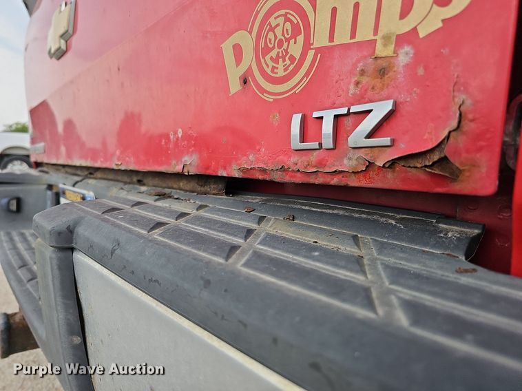 image for item MD9848 2009 Chevrolet Silverado 1500 LTZ  Crew Cab pickup truck