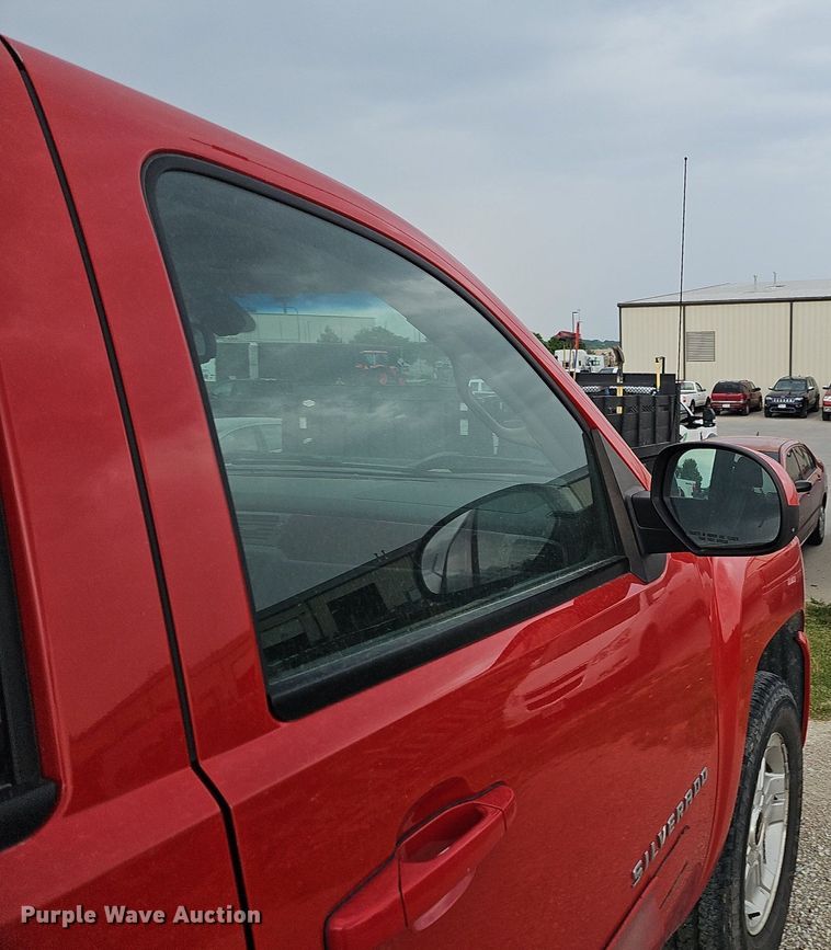 image for item MD9848 2009 Chevrolet Silverado 1500 LTZ  Crew Cab pickup truck