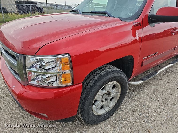 image for item MD9848 2009 Chevrolet Silverado 1500 LTZ  Crew Cab pickup truck