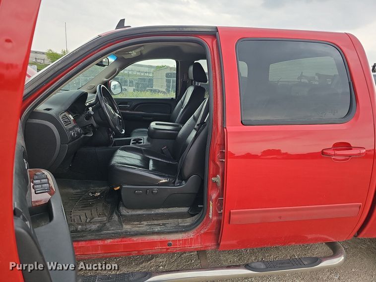 image for item MD9848 2009 Chevrolet Silverado 1500 LTZ  Crew Cab pickup truck