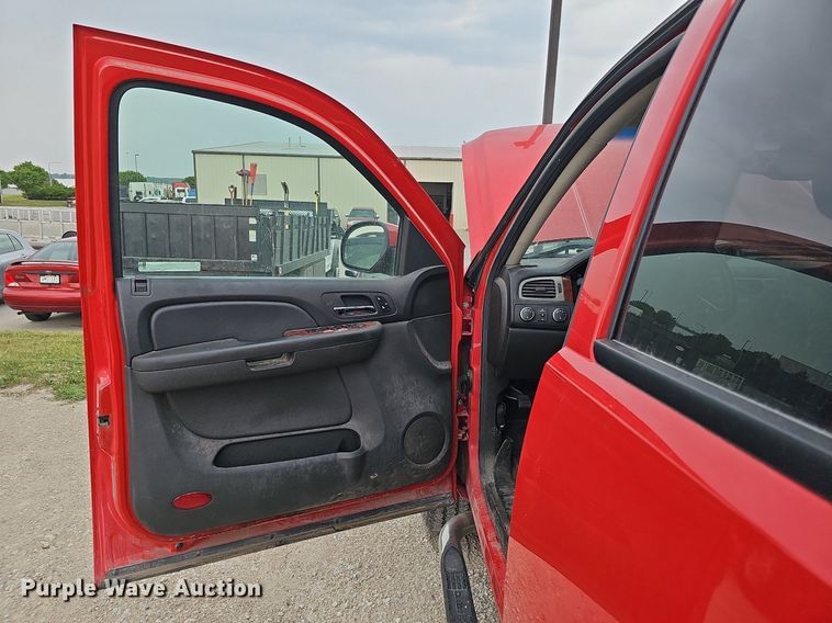 image for item MD9848 2009 Chevrolet Silverado 1500 LTZ  Crew Cab pickup truck