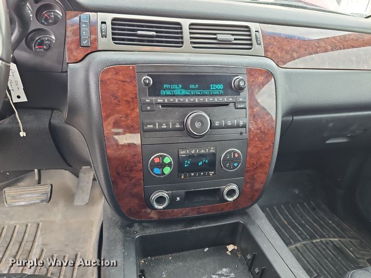 image for item MD9848 2009 Chevrolet Silverado 1500 LTZ  Crew Cab pickup truck