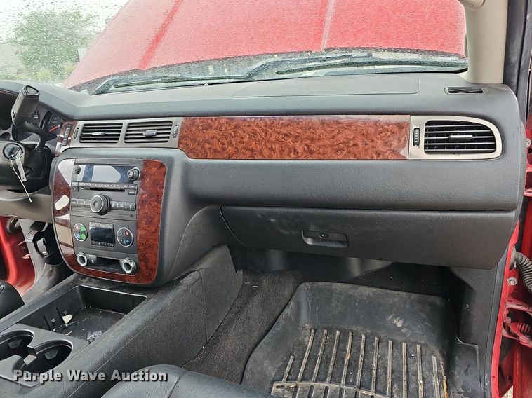 image for item MD9848 2009 Chevrolet Silverado 1500 LTZ  Crew Cab pickup truck