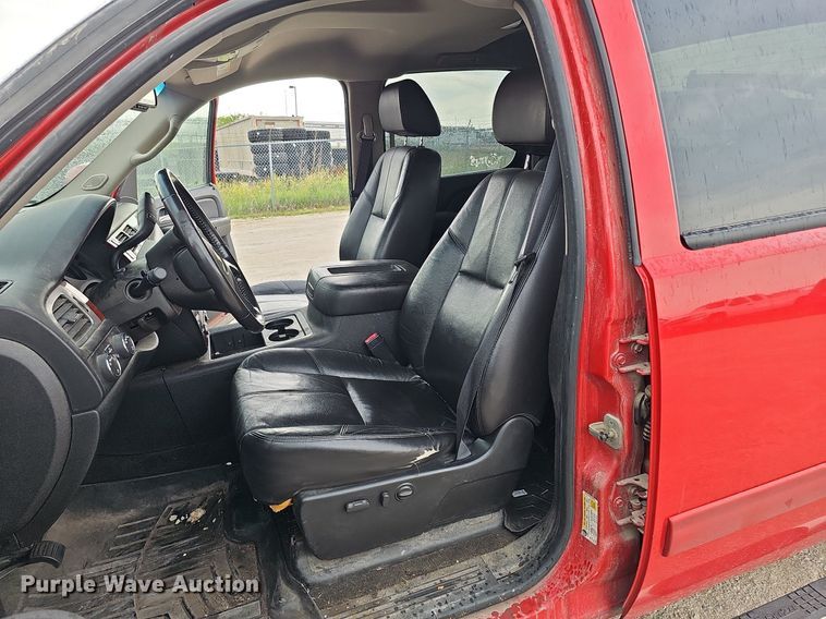 image for item MD9848 2009 Chevrolet Silverado 1500 LTZ  Crew Cab pickup truck