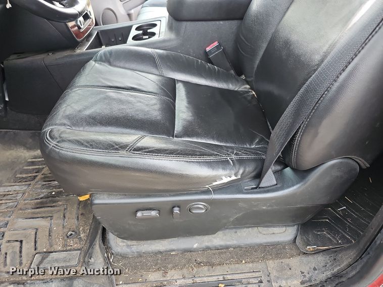 image for item MD9848 2009 Chevrolet Silverado 1500 LTZ  Crew Cab pickup truck