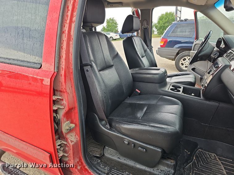 image for item MD9848 2009 Chevrolet Silverado 1500 LTZ  Crew Cab pickup truck