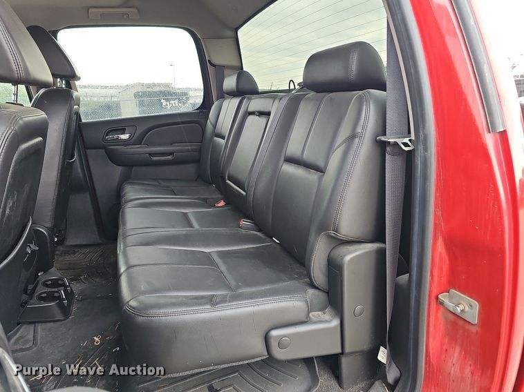 image for item MD9848 2009 Chevrolet Silverado 1500 LTZ  Crew Cab pickup truck