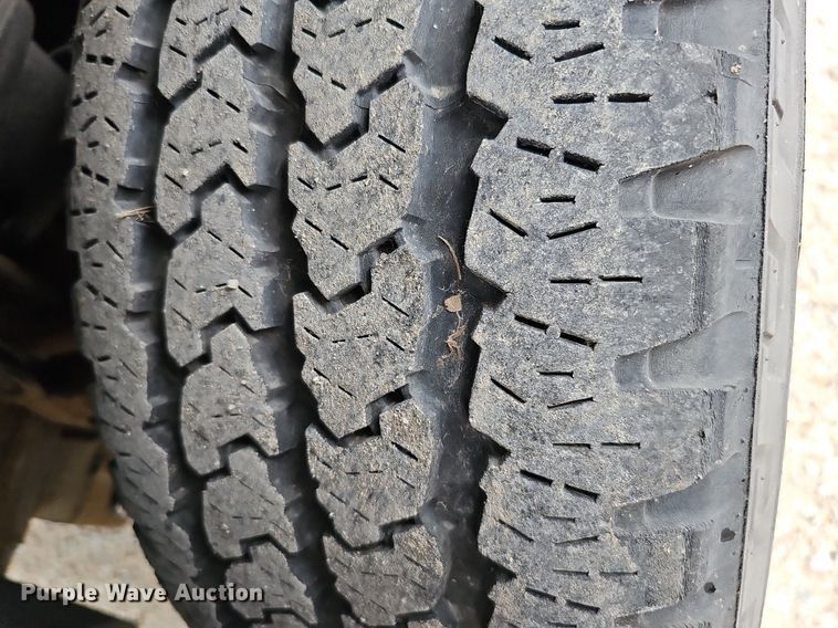 image for item MD9848 2009 Chevrolet Silverado 1500 LTZ  Crew Cab pickup truck