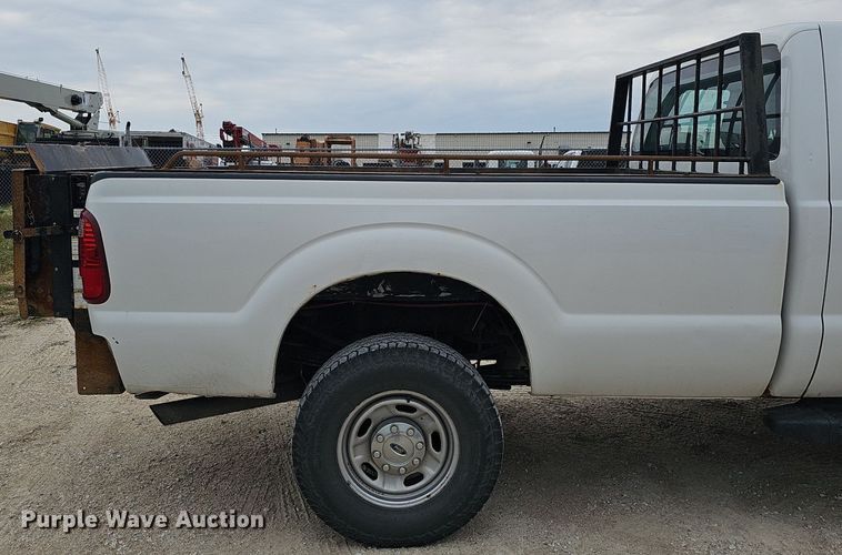 image for item MD9849 2014 Ford F250 Super Duty XL  SuperCab pickup truck