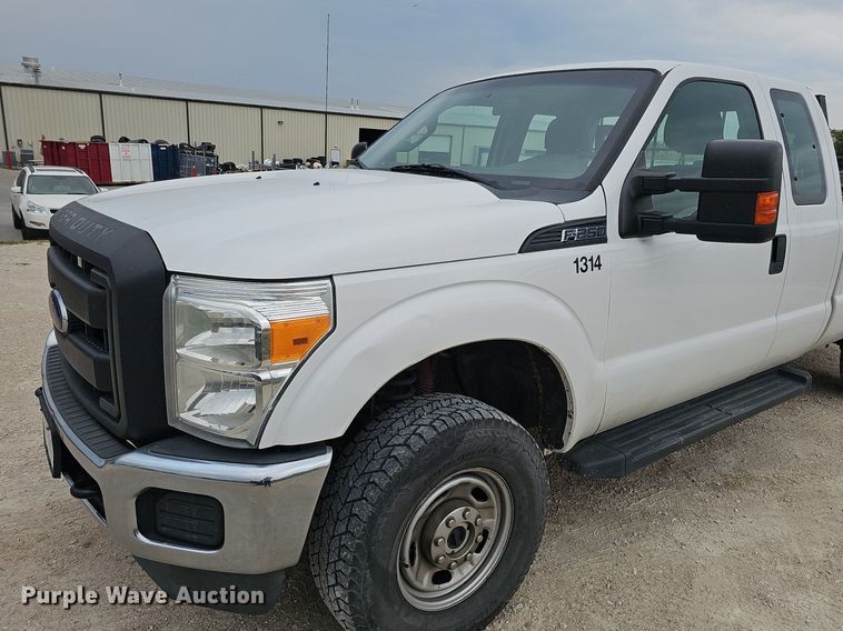 image for item MD9849 2014 Ford F250 Super Duty XL  SuperCab pickup truck