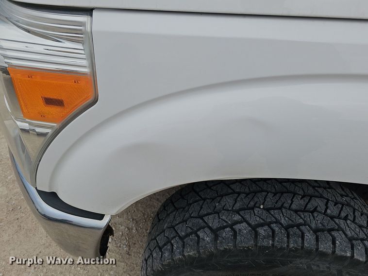 image for item MD9849 2014 Ford F250 Super Duty XL  SuperCab pickup truck