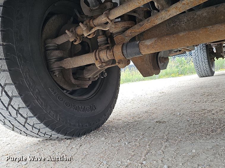 image for item MD9849 2014 Ford F250 Super Duty XL  SuperCab pickup truck