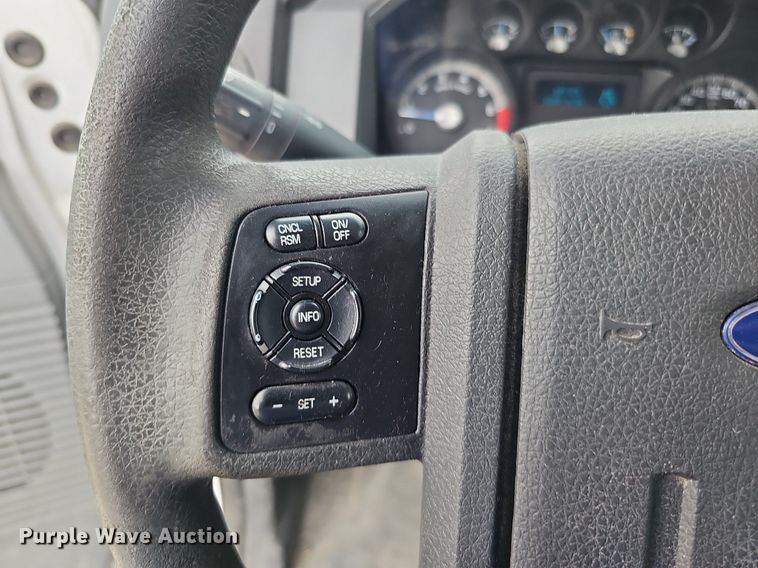 image for item MD9849 2014 Ford F250 Super Duty XL  SuperCab pickup truck