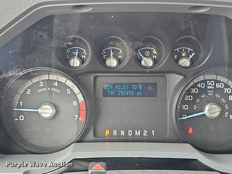 image for item MD9849 2014 Ford F250 Super Duty XL  SuperCab pickup truck