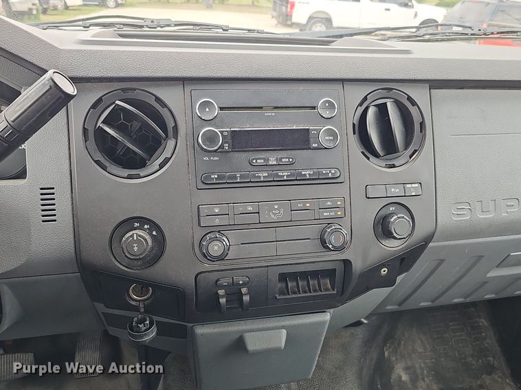 image for item MD9849 2014 Ford F250 Super Duty XL  SuperCab pickup truck