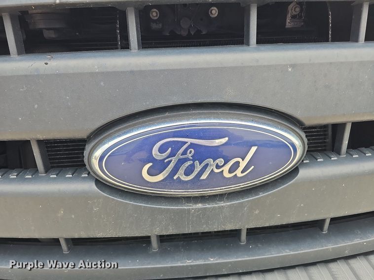 image for item MD9849 2014 Ford F250 Super Duty XL  SuperCab pickup truck