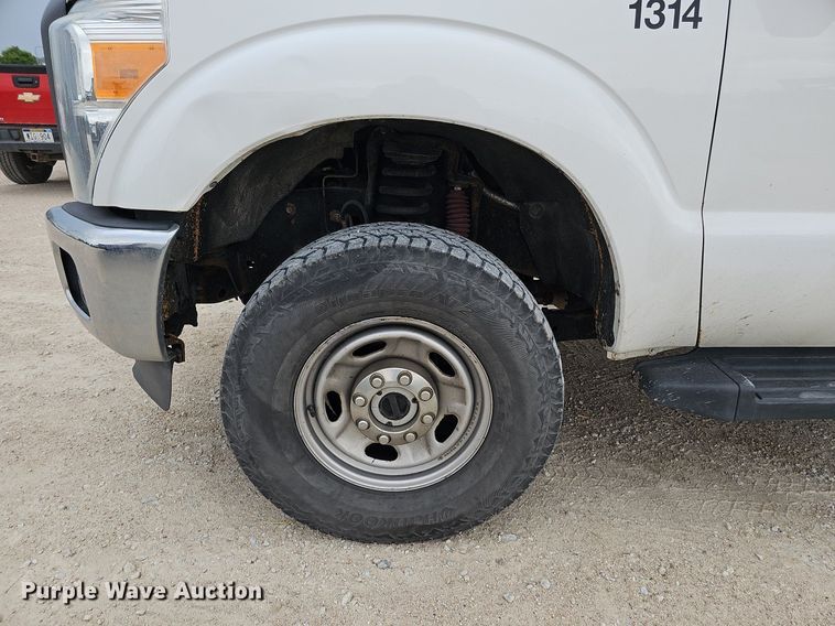 image for item MD9849 2014 Ford F250 Super Duty XL  SuperCab pickup truck