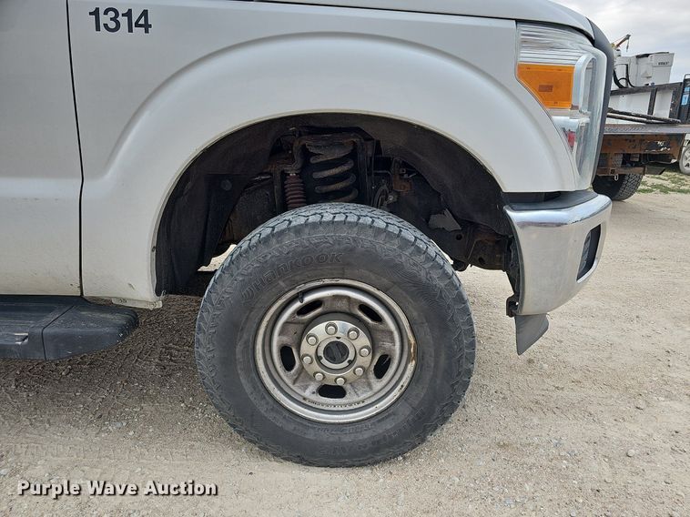 image for item MD9849 2014 Ford F250 Super Duty XL  SuperCab pickup truck