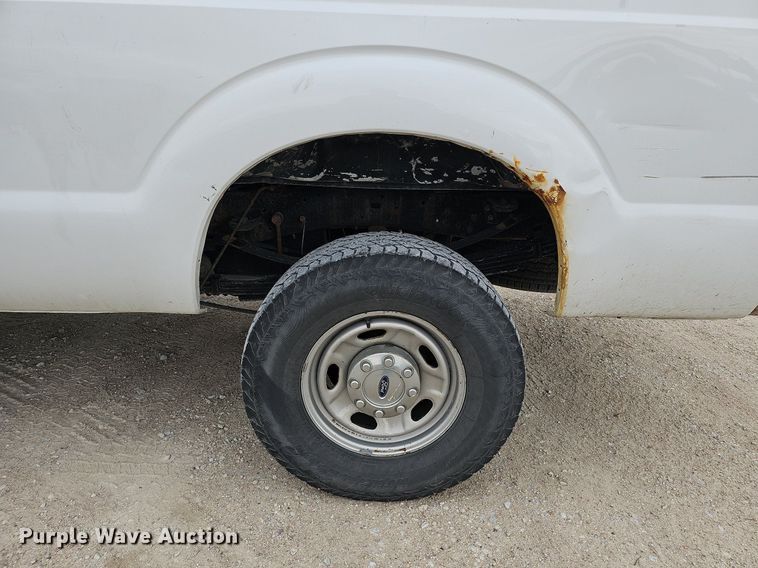 image for item MD9849 2014 Ford F250 Super Duty XL  SuperCab pickup truck