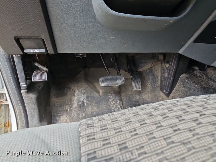 image for item MD9850 2014 Ford F250 Super Duty XL  SuperCab pickup truck