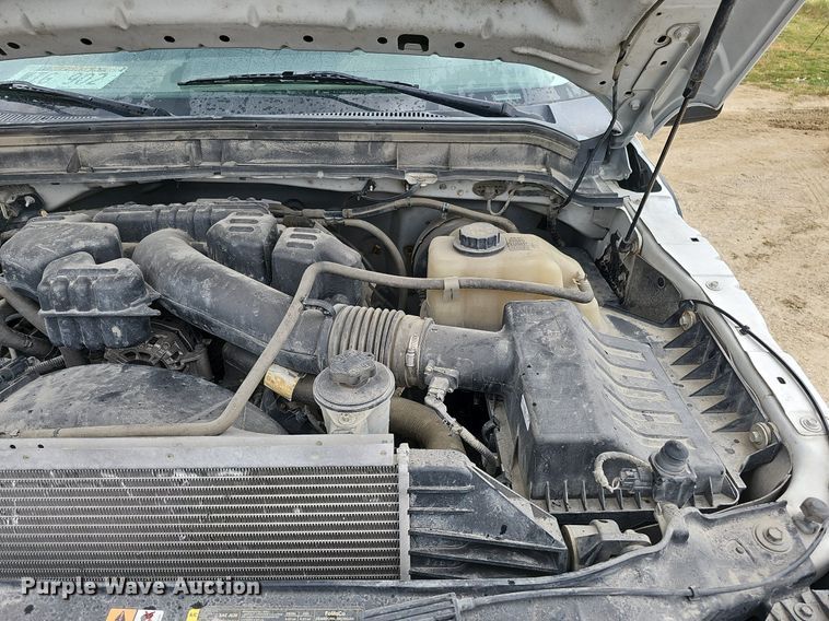 image for item MD9850 2014 Ford F250 Super Duty XL  SuperCab pickup truck