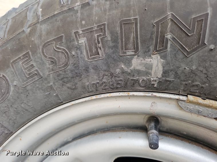 image for item MD9850 2014 Ford F250 Super Duty XL  SuperCab pickup truck