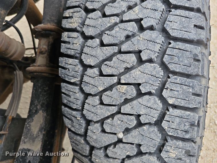 image for item MD9850 2014 Ford F250 Super Duty XL  SuperCab pickup truck