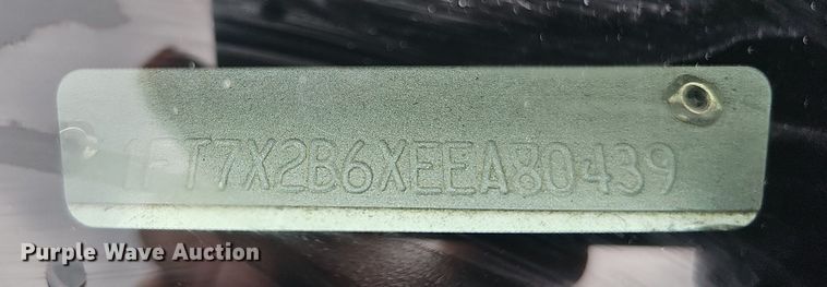 image for item MD9850 2014 Ford F250 Super Duty XL  SuperCab pickup truck