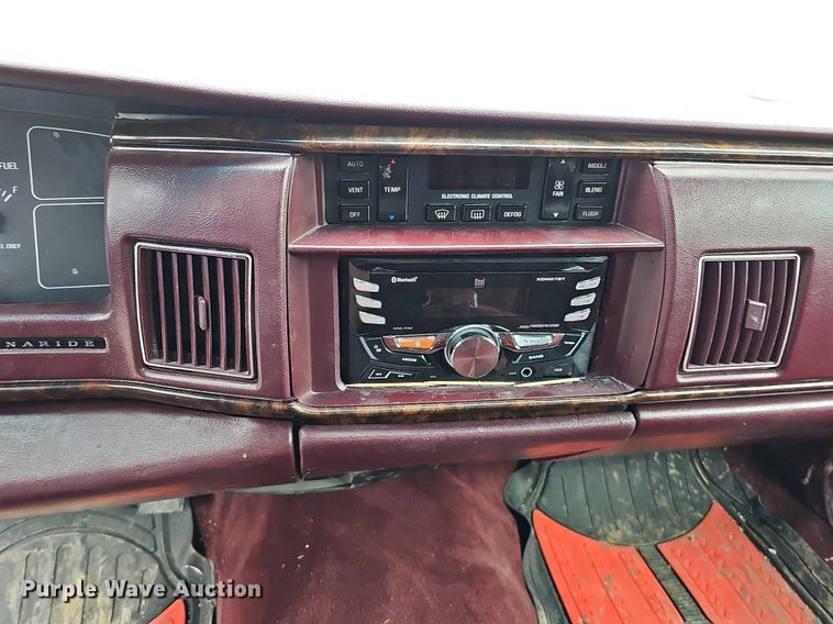 image for item MD9851 1995 Buick Roadmaster