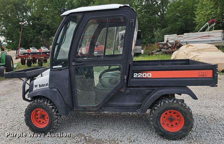 image for item MD9852 2007 Bobcat 2200  utility vehicle