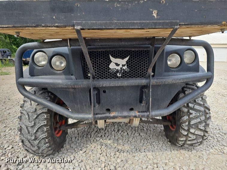 image for item MD9852 2007 Bobcat 2200  utility vehicle
