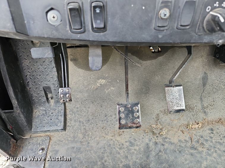 image for item MD9852 2007 Bobcat 2200  utility vehicle