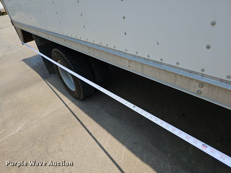 image for item MD9871 2006 Chevrolet Express G3500  box truck