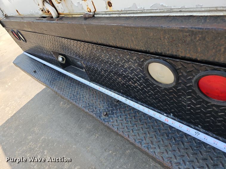 image for item MD9871 2006 Chevrolet Express G3500  box truck