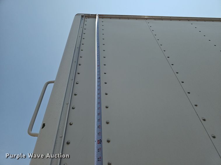 image for item MD9871 2006 Chevrolet Express G3500  box truck