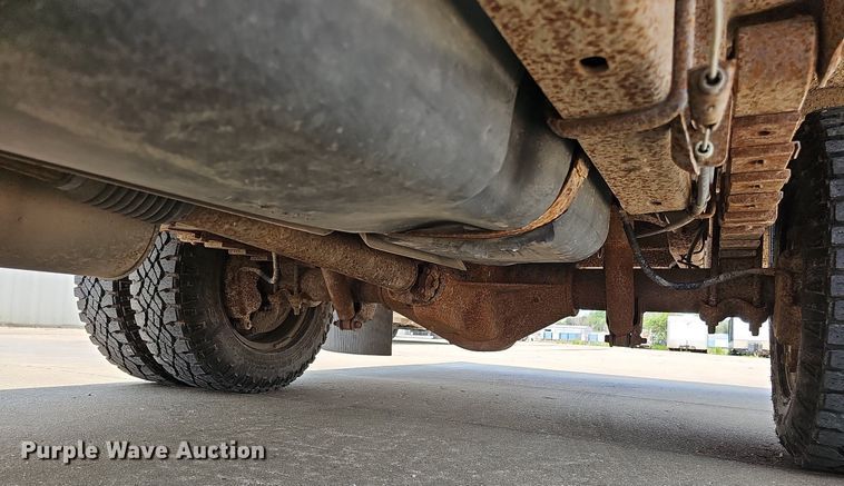 image for item MD9871 2006 Chevrolet Express G3500  box truck